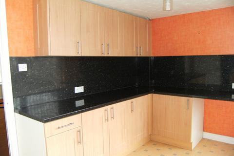 3 bedroom terraced house to rent, Keel Road, HU6