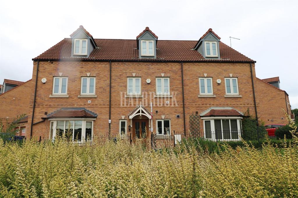 Wharf Road, Kilnhurst 3 bed terraced house £114,950