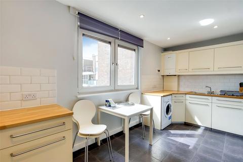 3 bedroom maisonette to rent, Ardent House, 320 Roman Road, London, E3