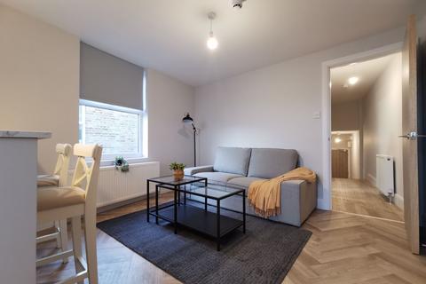 2 bedroom apartment to rent, HIGH ROAD , WILLESDEN , NW10 2SU