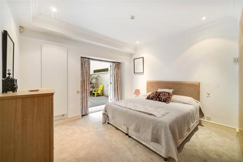 3 bedroom apartment to rent, Queen's Gate Gardens, South Kensington, London, SW7