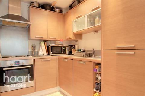 1 bedroom flat to rent, Kingfisher Meadow, ME16