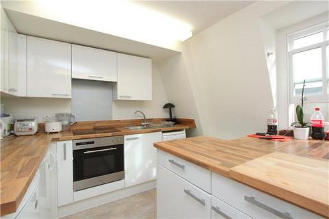 Studio to rent, Old Brompton Road, South Kensington, London, SW7