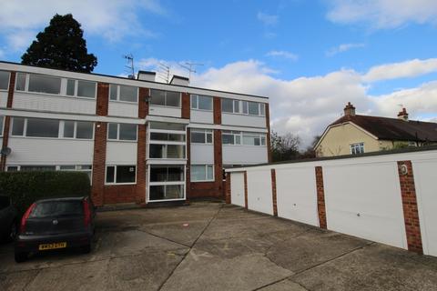 2 bedroom flat to rent, Tidys Lane, Epping, CM16