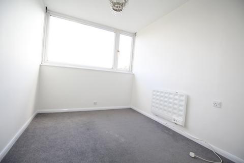 2 bedroom flat to rent, Tidys Lane, Epping, CM16