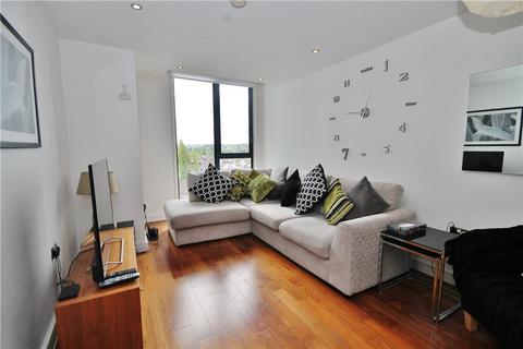 1 bedroom apartment to rent, Masons Avenue, Croydon, CR0