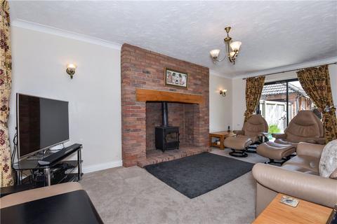 4 bedroom detached house to rent, The Squires, Childswickham, Broadway, Worcestershire, WR12
