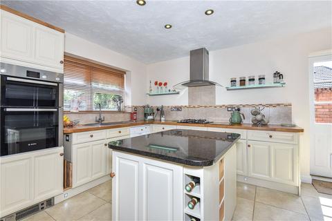 4 bedroom detached house to rent, The Squires, Childswickham, Broadway, Worcestershire, WR12