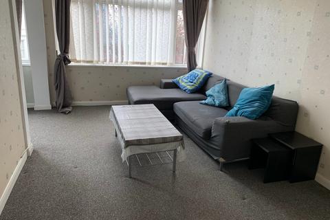 undefined, Flat 4 Russell Court