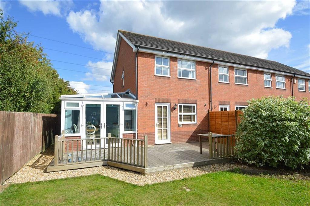 Holt End, Berwick Grange, Shrewsbury 2 bed terraced house £169,995