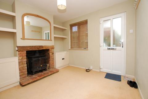 2 bedroom terraced house to rent, TODDINGTON ROAD, TEBWORTH