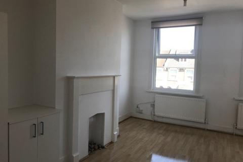 1 bed flats to rent in sydenham | latest apartments | onthemarket