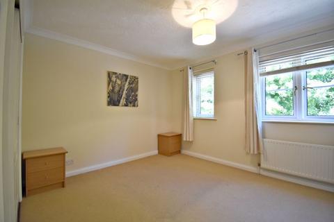 2 bedroom apartment to rent, Millenium Court, Basingstoke RG21