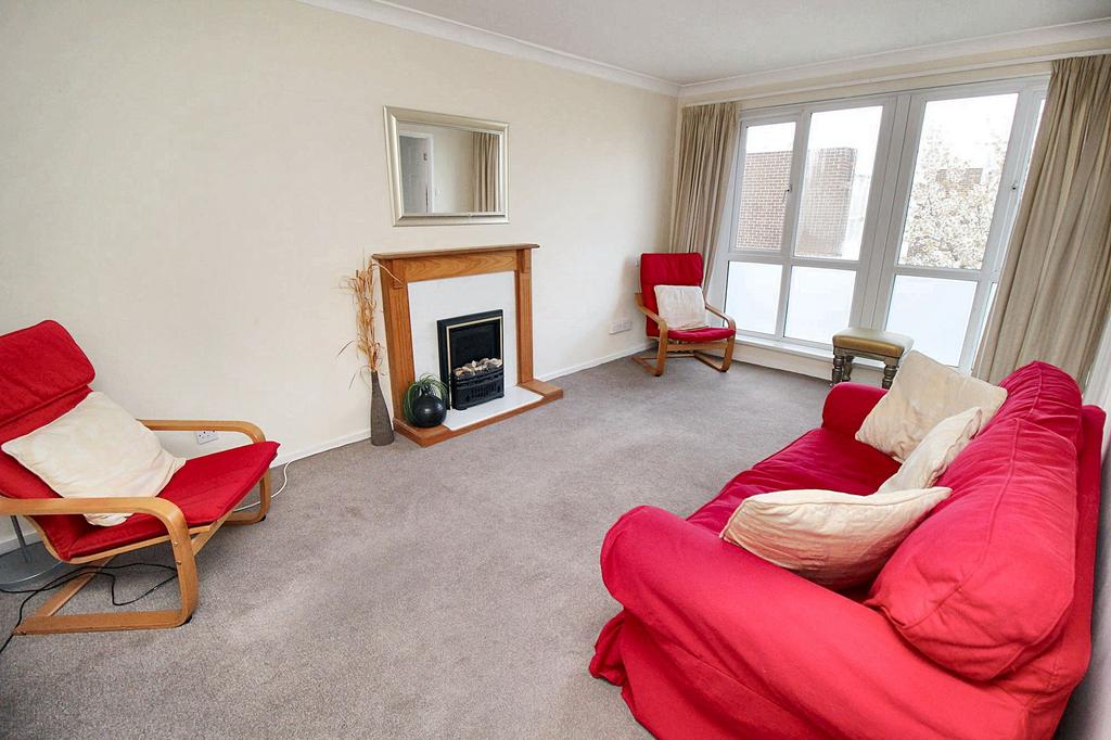 Monkridge Court, South Gosforth... 2 bed flat for sale £124,000