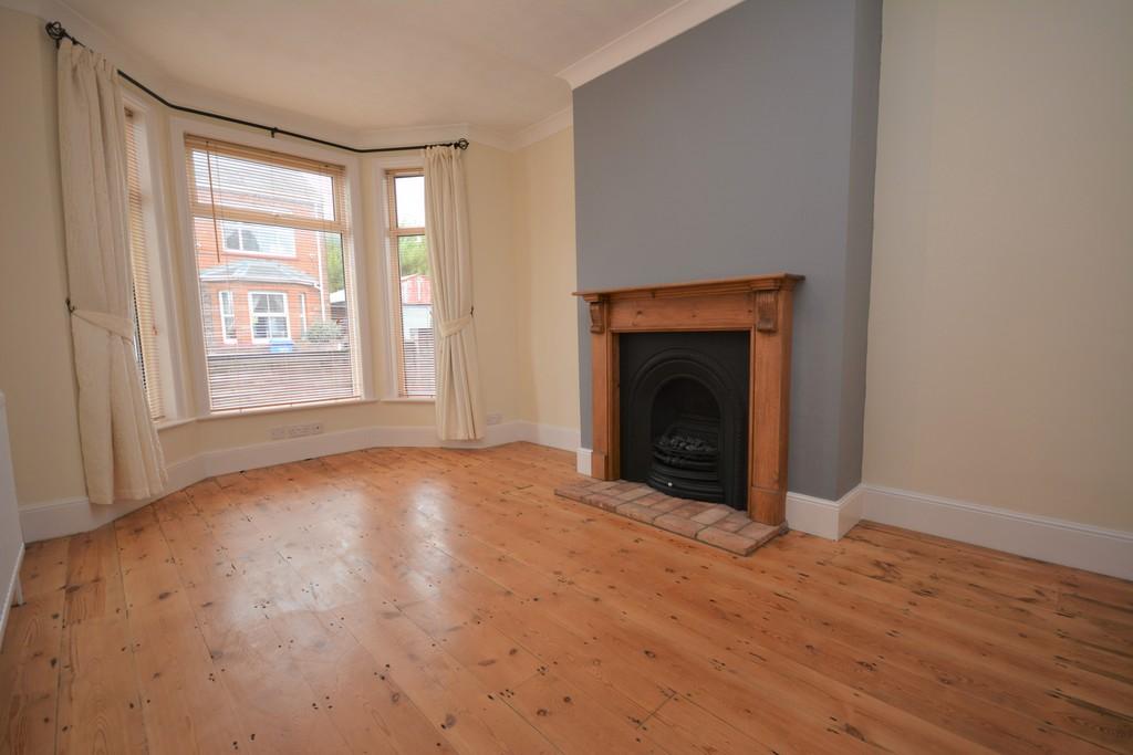 John Street, Lowestoft 3 bed terraced house £675 pcm (£156 pw)