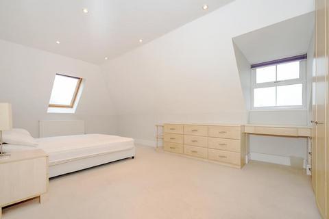 3 bedroom flat to rent, Clareways, Lady Margaret Road, Sunningdale SL5