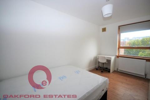 3 bedroom flat to rent, Plender Street, Camden, London NW1