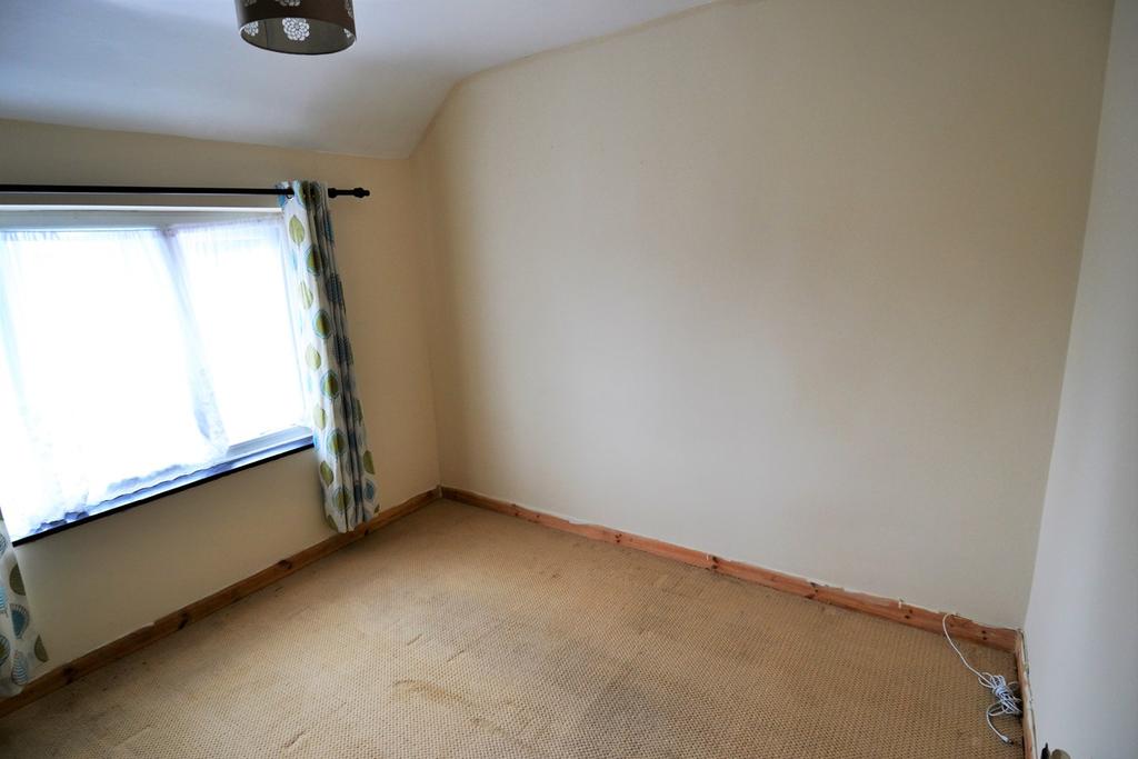 Eva Road, Oldbury, B68 3 bed property £700 pcm (£162 pw)