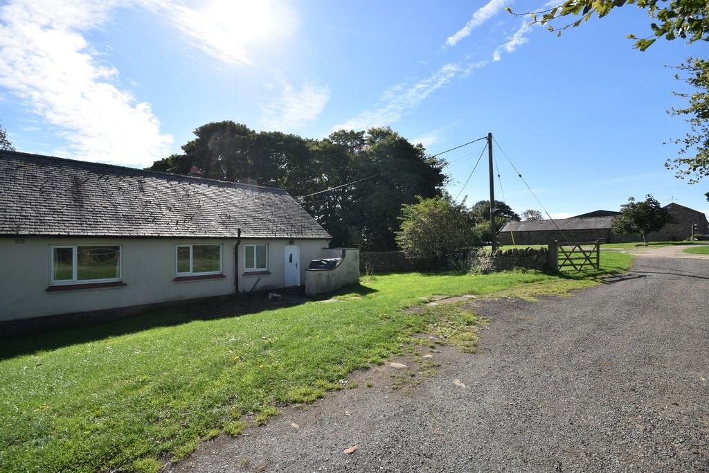 Broom House Farm Cottages, Durham 3 bed semidetached house £595 pcm