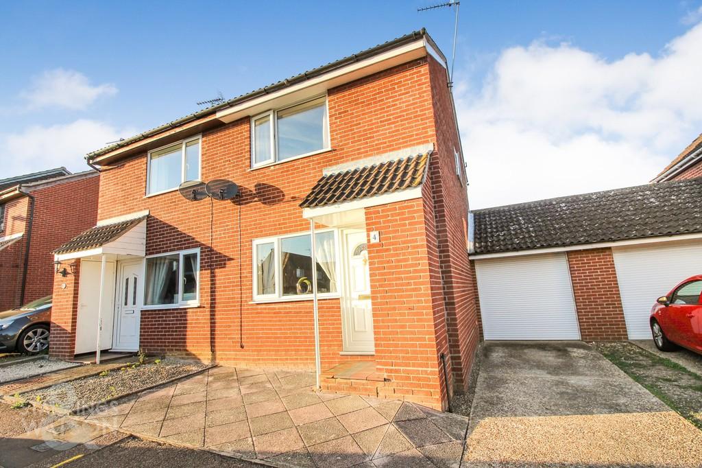Gunton Road, Loddon, Norwich 2 bed semidetached house to rent £875