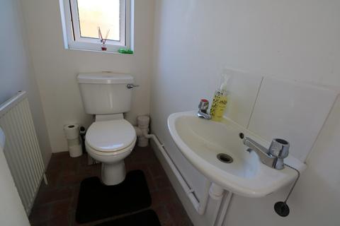 2 bedroom semi-detached house to rent - Shelfanger Road, Diss