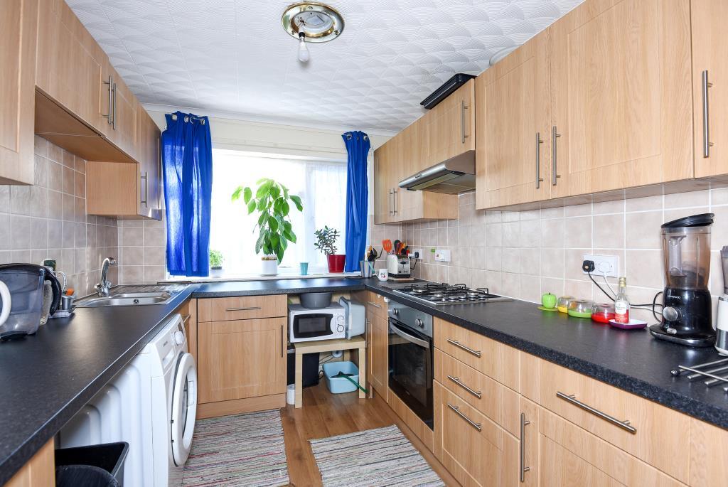 Vandyke, Bracknell, Berkshire, RG12 4 bed house £320,000