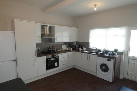 1 bedroom in a house share to rent, Room 3,St John Street,Stoke On Trent, Staffordshire, ST1 2HR