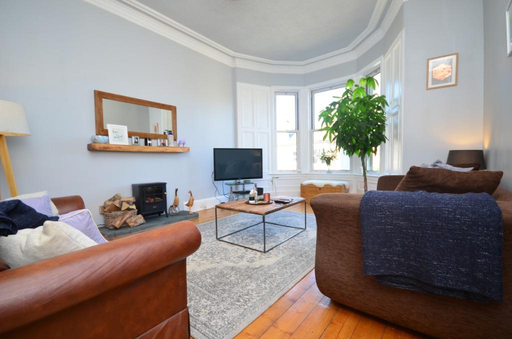 Darnell Road, Flat 5, Edinburgh, Trinity, EH5 3PQ 2 bed apartment £