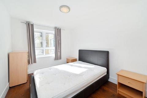 1 bedroom flat to rent, Dominion House St Davids Square Isle of Dogs E14