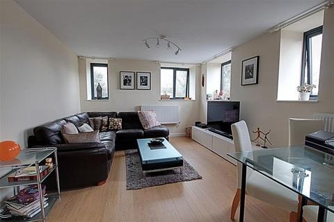 2 bedroom apartment to rent, Lower Bristol Road, Bath