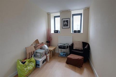 2 bedroom apartment to rent, Lower Bristol Road, Bath