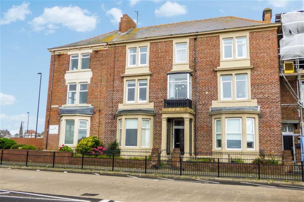 Grand Parade, Tynemouth 2 bed flat £255,000