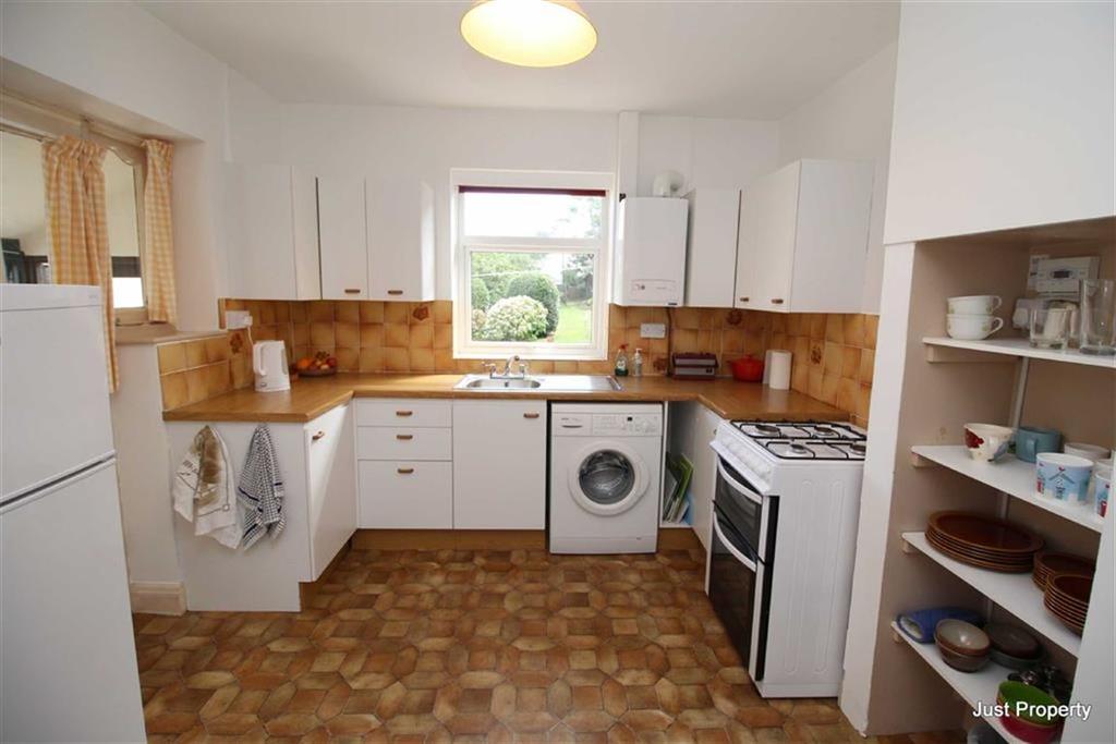 Fyrsway, Fairlight 2 bed detached bungalow £299,950