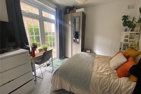 2 bedroom apartment to rent, Acton Lane, London, W4