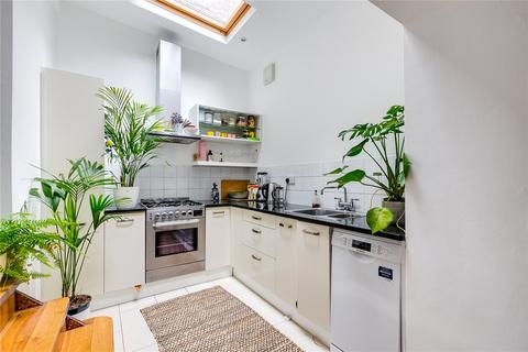 2 bedroom terraced house to rent, Rector Street, Islington, London