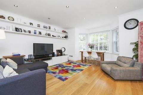 2 bedroom flat to rent, Fitzjohns Avenue, Hampstead, NW3