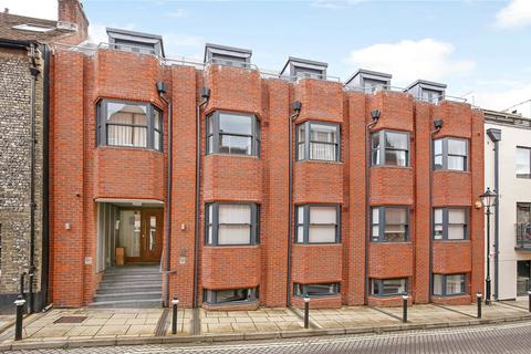 2 bed flat/apartment for rent in St. Clement Street, Winchester, Hampshire, SO23