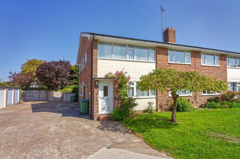 Elm Place, Rustington 2 bed apartment £210,000