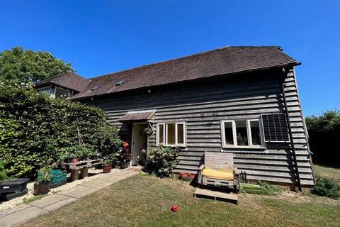 3 bedroom barn conversion to rent, Brooks Lane, Bosham, Chichester