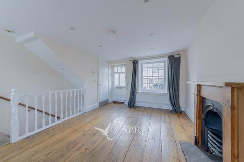 2 bedroom townhouse to rent, St Leonards Street, Stamford PE9