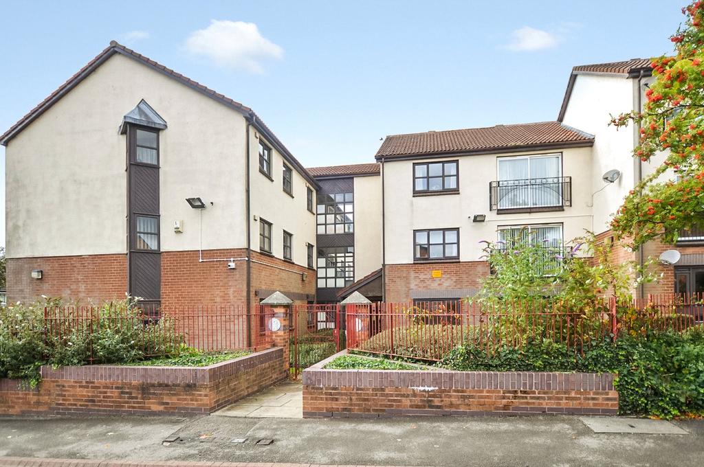 Oakwell Court, Branwell Avenue, Birstall, Batley 2 bed apartment £55,000