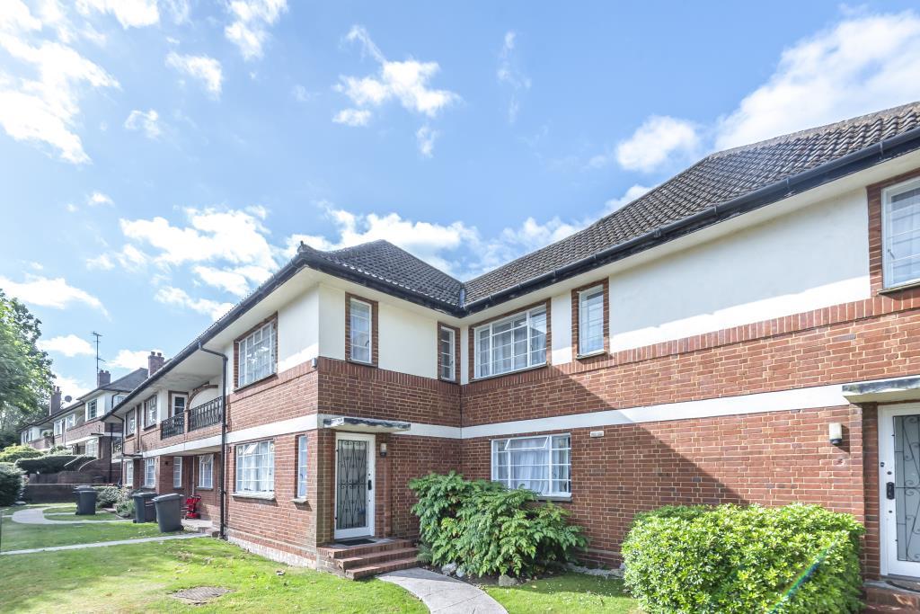 Glenhill Close, Finchley, N3 2 bed apartment £1,400 pcm (£323 pw)