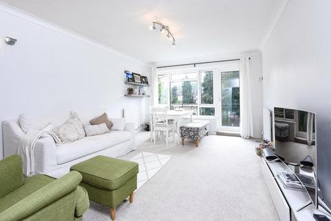 2 bedroom apartment to rent, Lovelace Road,  Surbiton,  KT6