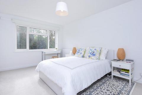 2 bedroom apartment to rent, Surbiton,  Surrey,  KT6