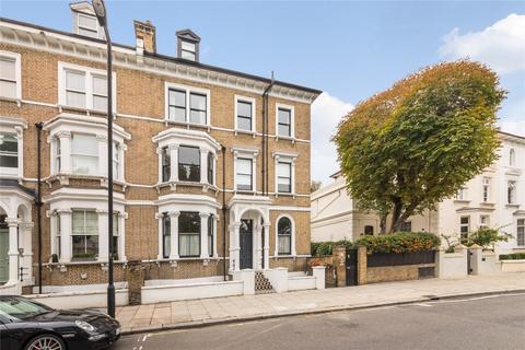 3 bedroom flat for sale, Lauderdale Road, London