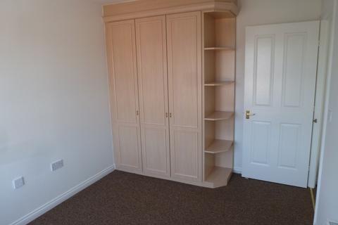 2 bedroom apartment to rent, Mill Chase Close, Wakefield WF2