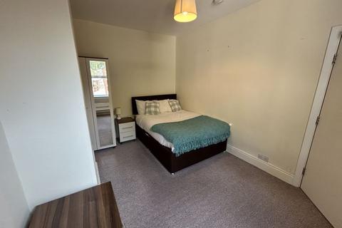 undefined, Bath Lane, Mansfield. Ensuite Room!