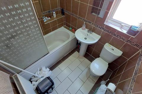 undefined, Bath Lane, Mansfield. Ensuite Room!