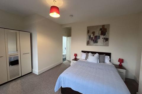 undefined, Bath Lane, Mansfield. Ensuite Room!