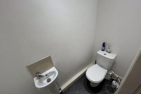 undefined, Bath Lane, Mansfield. Ensuite Room!